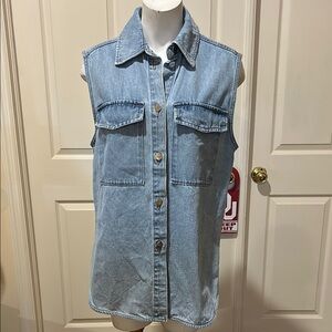 H&M Denim Sleeveless Mini Dress. Shirt dress. Size small.